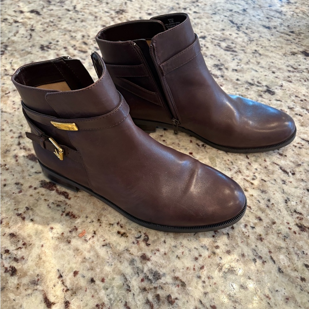 Ralph Lauren Borgia brown leather booties  with gold buckle detail. Size 8.5